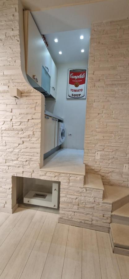 Savelli Apartment Old Town - Near Navona Place روما المظهر الخارجي الصورة